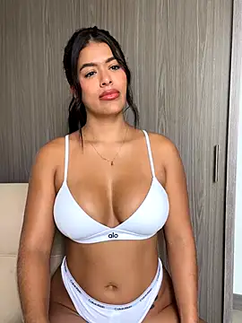 Snapshot of MelissaWaltton chatting on 28, 11, 2025 MelissaWaltton online show from 28, 11, 2025