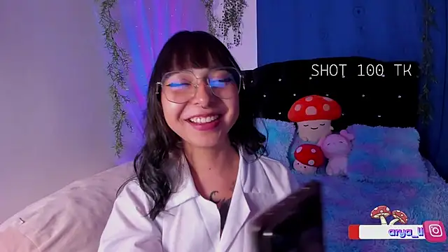 arysUwU online show from 12, 1, 2025