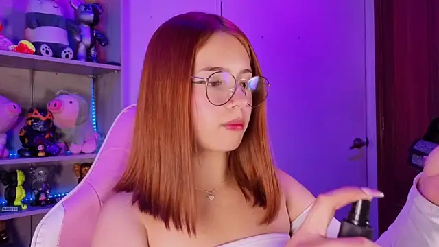 EmilyMiller  online show from 17, 1, 2026