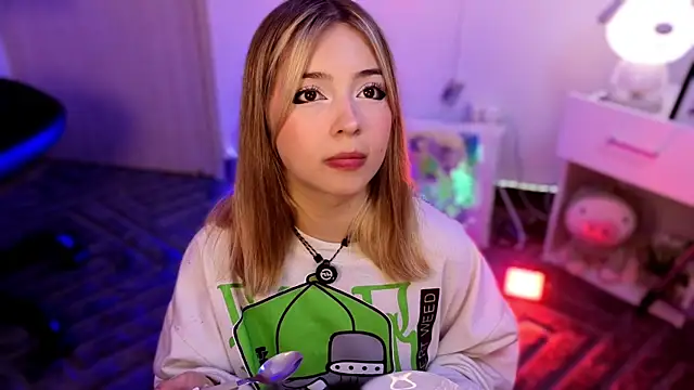 EmilyMiller  online show from 31, 7, 2026