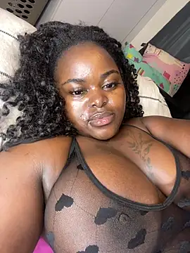 Honeycoco0211 online show from 20, 2, 2025