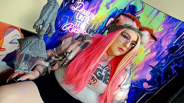 Blakelytgirl online show from 15, 5, 2026