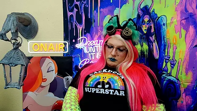 Blakelytgirl online show from 19, 5, 2026