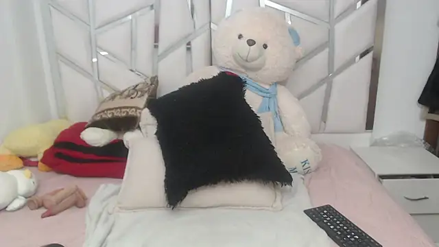 celestesouzalatin online show from 14, 1, 2026