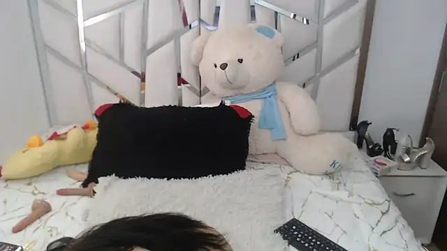 celestesouzalatin online show from 26, 4, 2026