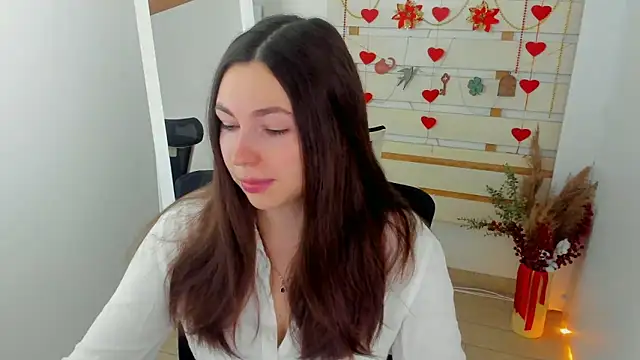 Lexy flower online show from 1, 2, 2026