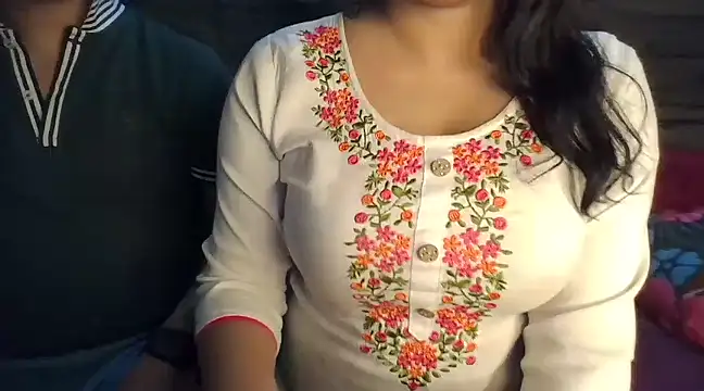 Snapshot of Trezza chatting on 13, 2, 2025 Trezza online show from 13, 2, 2025