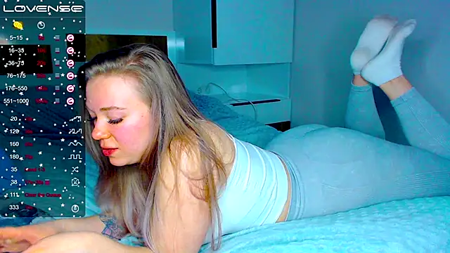 Snapshot of kitti_kaattt chatting on 22, 2, 2025 kitti kaattt online show from 22, 2, 2025