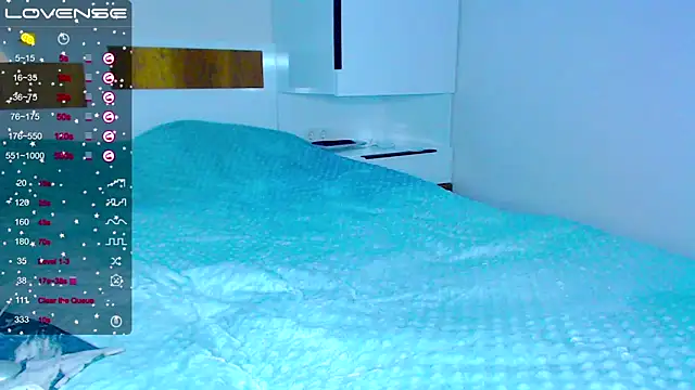 Snapshot of kitti_kaattt chatting on 5, 3, 2025 kitti kaattt online show from 5, 3, 2025