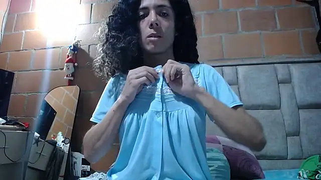 Nadia Monroe online show from 10, 10, 2025