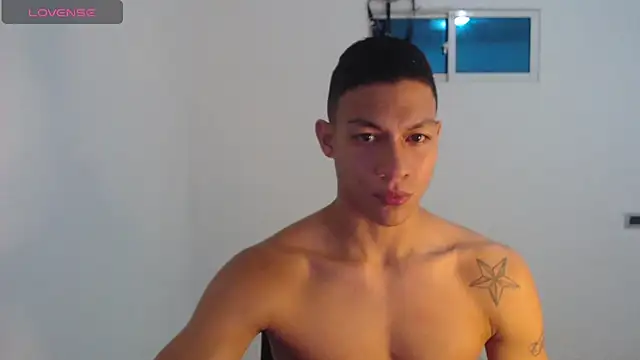 aalan foxter online show from 8, 3, 2025