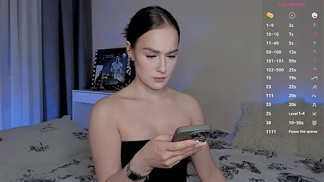 Snapshot of _RocketWay_ chatting on 19, 2, 2025 RocketWay online show from 19, 2, 2025