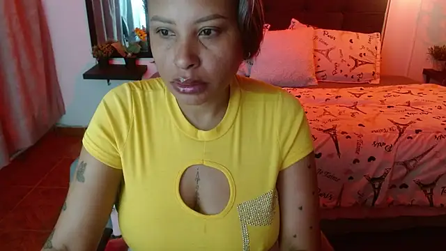 Snapshot of Dominik_girl chatting on 10, 6, 2026 Dominik girl online show from 10, 6, 2026