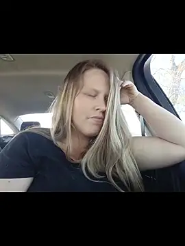 Snapshot of Cumonkatie chatting on 4, 4, 2026 Cumonkatie online show from 4, 4, 2026