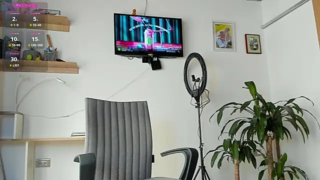 manucute 23  online show from 30, 10, 2025