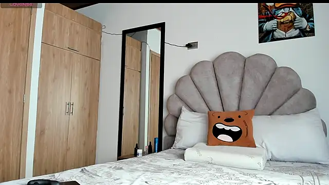 manucute 23  online show from 5, 3, 2026