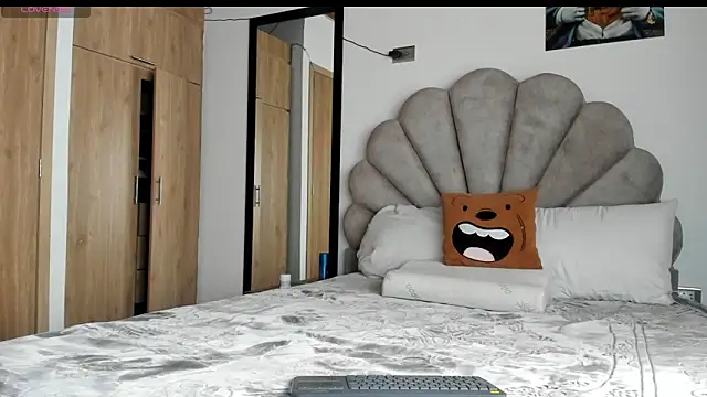 manucute 23  online show from 27, 4, 2026