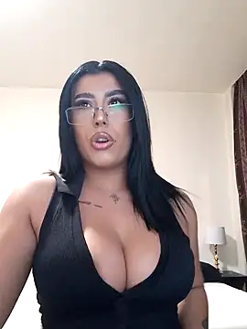 Snapshot of GiseleReine chatting on 20, 2, 2025 GiseleReine online show from 20, 2, 2025