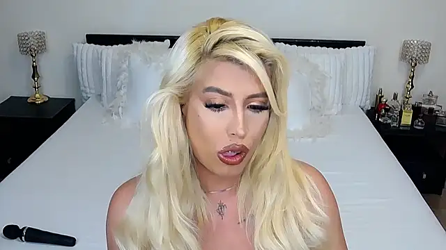 Snapshot of GiseleReine chatting on 18, 1, 2026 GiseleReine online show from 18, 1, 2026