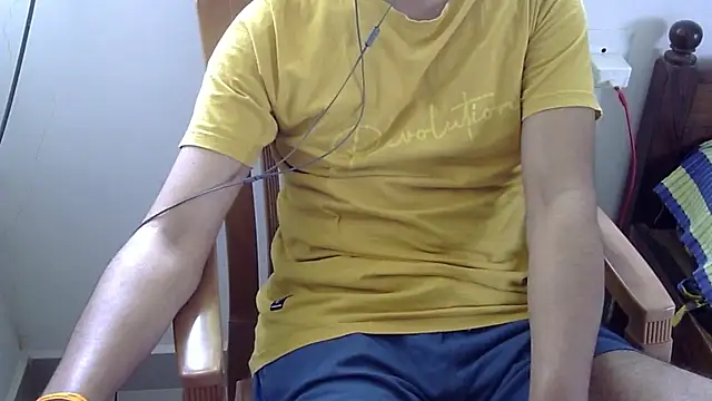 Snapshot of The_SHY_uncut chatting on 14, 1, 2025 The SHY uncut online show from 14, 1, 2025