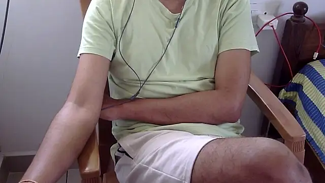 Snapshot of The_SHY_uncut chatting on 16, 3, 2025 The SHY uncut online show from 16, 3, 2025