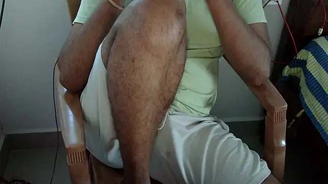 Snapshot of The_SHY_uncut chatting on 16, 3, 2025 The SHY uncut online show from 16, 3, 2025