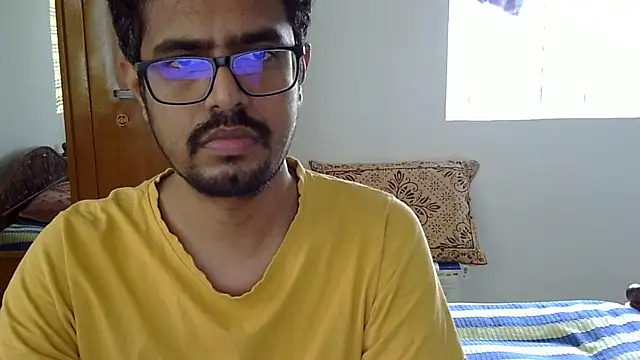 Snapshot of The_SHY_uncut chatting on 2, 10, 2025 The SHY uncut online show from 2, 10, 2025