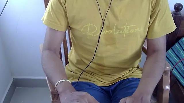 Snapshot of The_SHY_uncut chatting on 17, 1, 2026 The SHY uncut online show from 17, 1, 2026