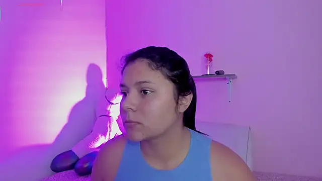 Oriana Guzman online show from 15, 12, 2025