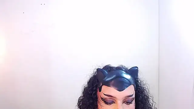 Snapshot of Foxy_Ella_ chatting on 31, 10, 2025 Foxy Ella online show from 31, 10, 2025