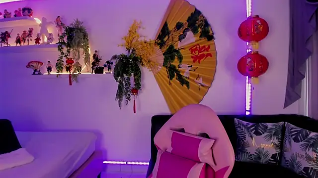 albaismynameX online show from 10, 2, 2025