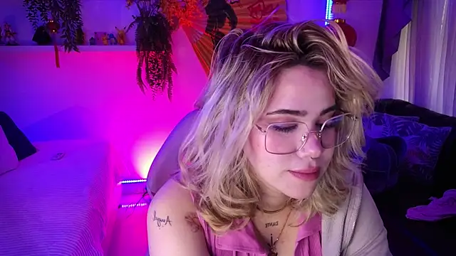 albaismynameX online show from 28, 7, 2026