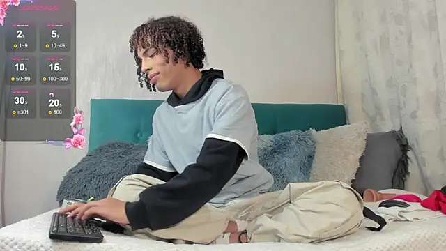 kleo helenos online show from 2, 3, 2025