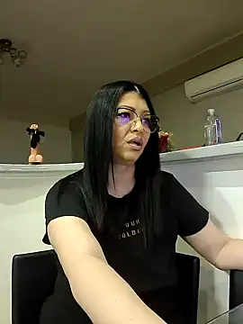 Milf Abigail online show from 6, 2, 2025