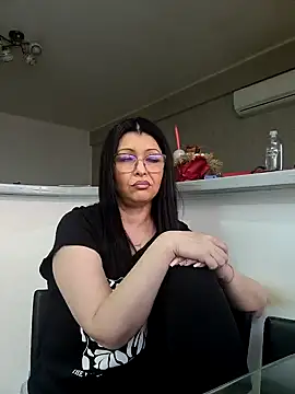 Milf Abigail online show from 20, 2, 2025