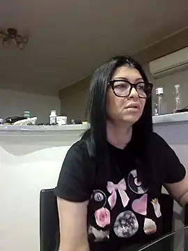 Milf Abigail online show from 30, 10, 2025