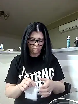 Milf Abigail online show from 15, 3, 2026