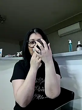 Milf Abigail online show from 5, 4, 2026