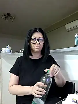 Snapshot of Milf_Abigail chatting on 30, 4, 2026 Milf Abigail online show from 30, 4, 2026