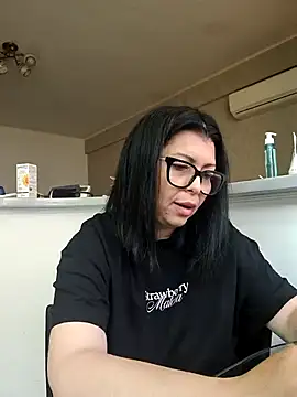 Snapshot of Milf_Abigail chatting on 11, 6, 2026 Milf Abigail online show from 11, 6, 2026