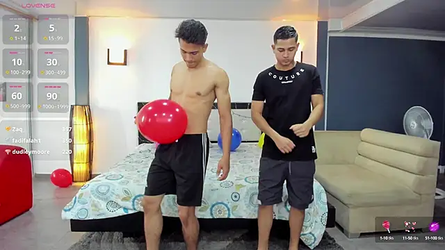 Snapshot of badguyss_bisex chatting on 14, 3, 2025 badguyss bisex online show from 14, 3, 2025