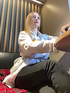 Snapshot of LadyTatiana_Madam chatting on 17, 1, 2025 LadyTatiana Madam online show from 17, 1, 2025