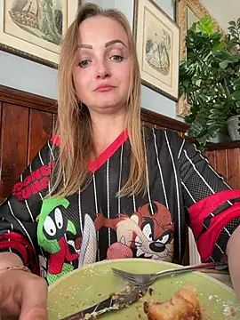LadyTatiana Madam online show from 5, 8, 2026