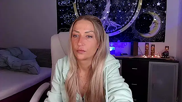 SexxyLiviaa online show from 4, 10, 2025