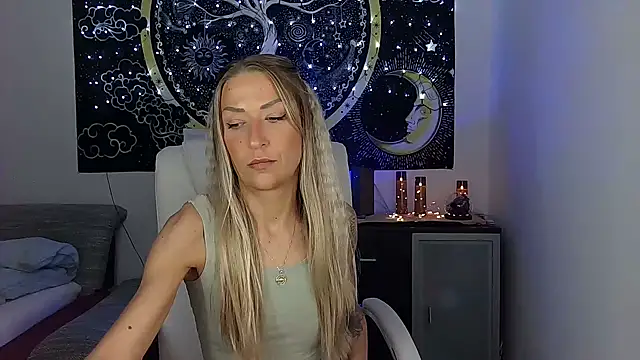 SexxyLiviaa online show from 7, 10, 2025