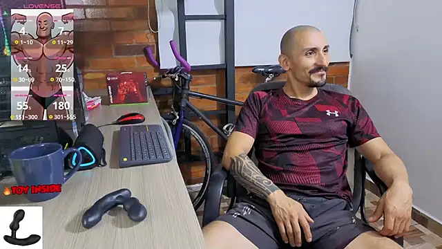 Snapshot of Marck_Muscle chatting on 3, 6, 2026 Marck Muscle online show from 3, 6, 2026