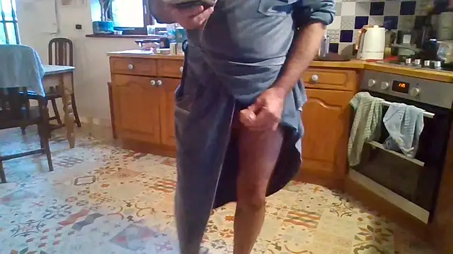 Snapshot of jakjak106 chatting on 16, 12, 2025 jakjak106 online show from 16, 12, 2025