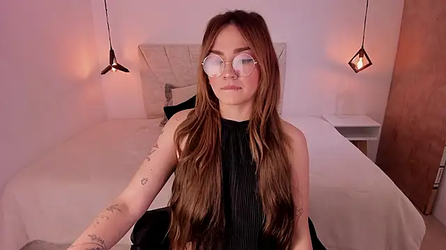 KataHot  online show from 4, 3, 2026