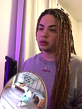 MelSaunders online show from 6, 12, 2024