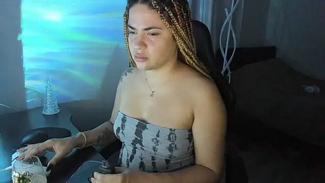 MelSaunders online show from 15, 12, 2024